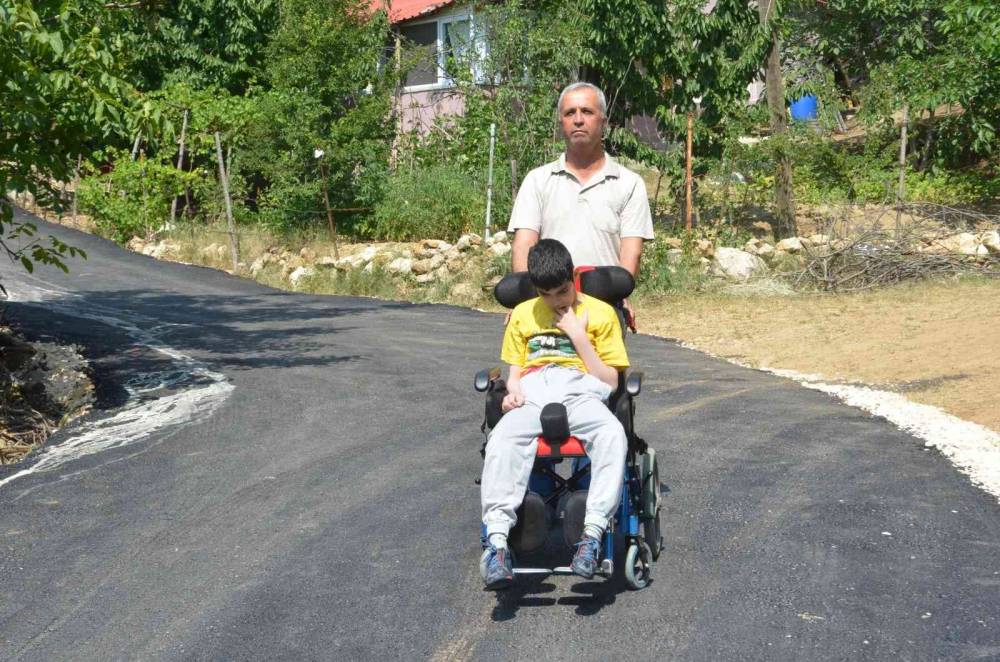 Engelli Kerem, artık rahat gezebiliyor   