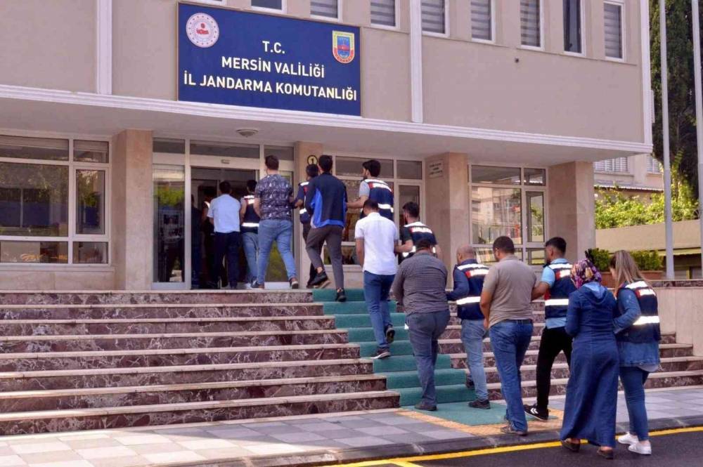 PKK’ya finans sağlayan şüphelilere operasyon: 10 gözaltı
