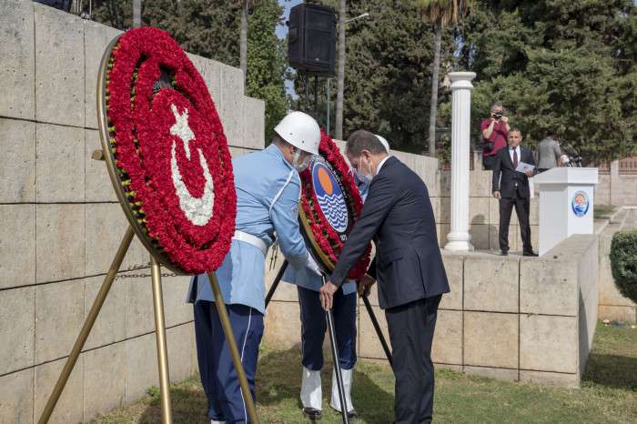 BAŞKAN SEÇER, CUMHURİYET BAYRAMI KUTLAMALARI KAPSAMINDA ATATÜRK ANITI’NA ÇELENK BIRAKTI