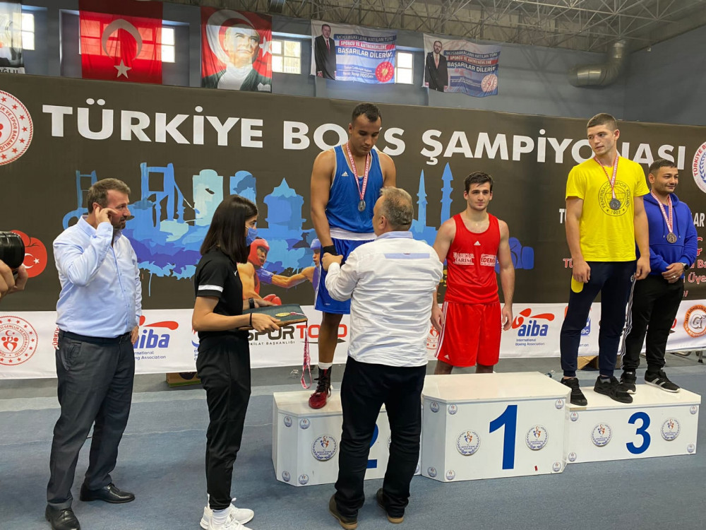 Abuzer Topaloğlu ve Remziye Vuruşan Türkiye şampiyonasında 2. Oldular