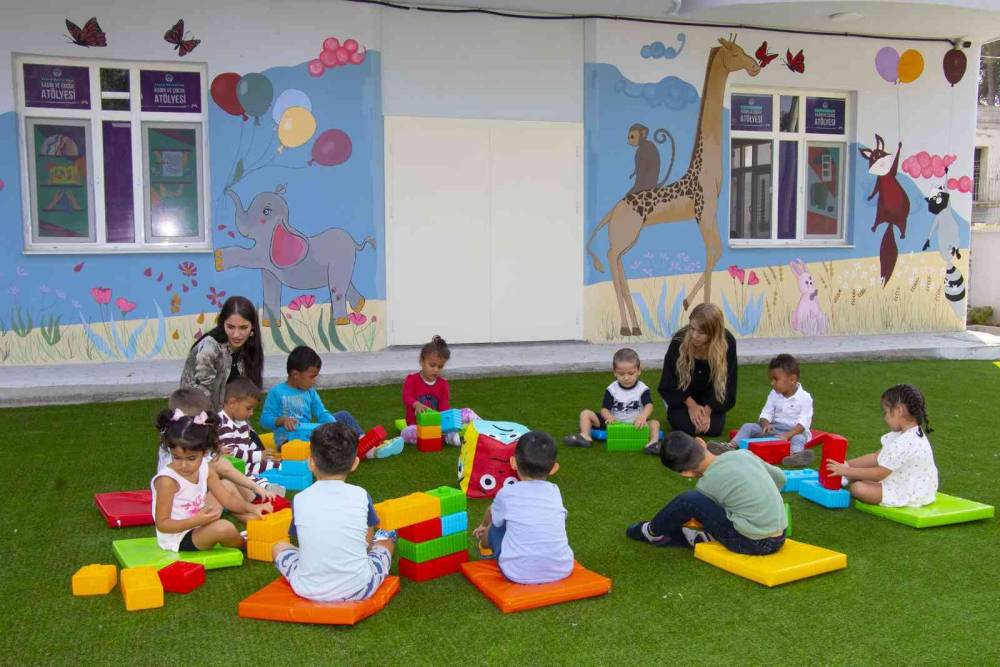 Yaşar Baydoğan Kadın ve Çocuk Atölyesinde minikler eğitime başladı