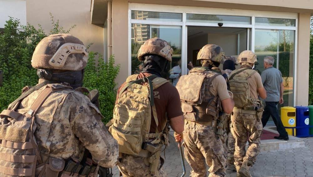 Mersin’deki terör operasyonunda 20 kişi gözaltına alındı