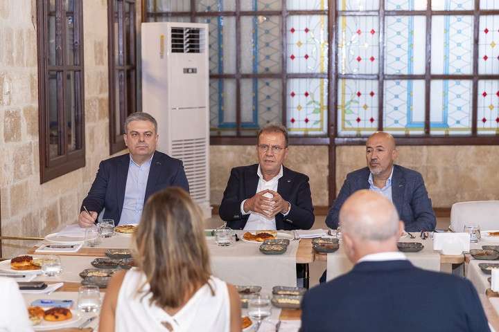  AVRUPA İMAR VE KALKINMA BANKASI İLE BAŞKAN SEÇER BİR ARAYA GELDİ.