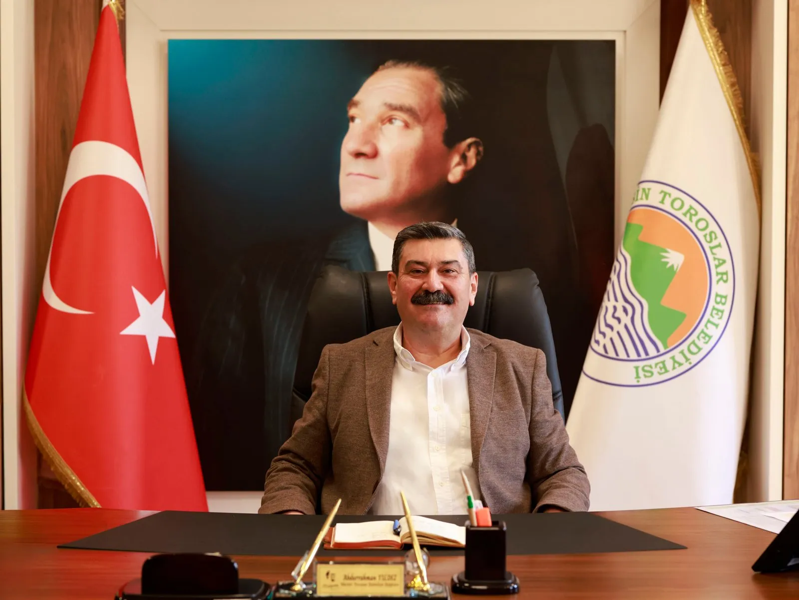 Toroslar Belediye Başkanı Abdurrahman Yıldız Cumhuriyet Bayramı mesajı yayımladı